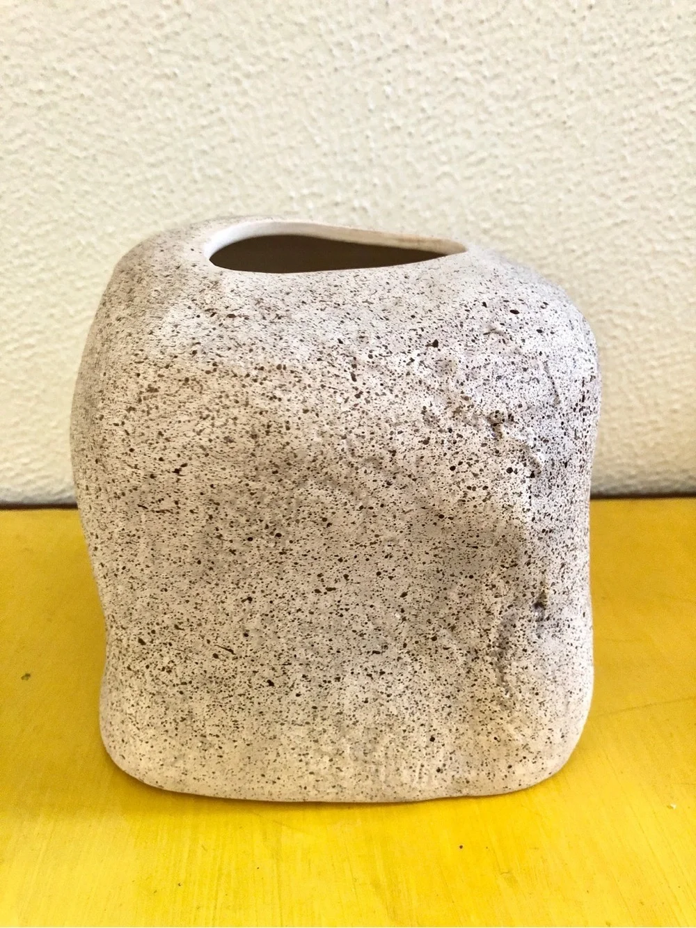 Ceramic Faux Stone Tissue Box Cover 6.5” x 6.5”
